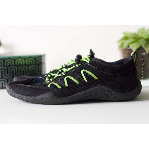 Op (Kids) | Bungee Lace-Up Water Shoes - Picture 4 of 7